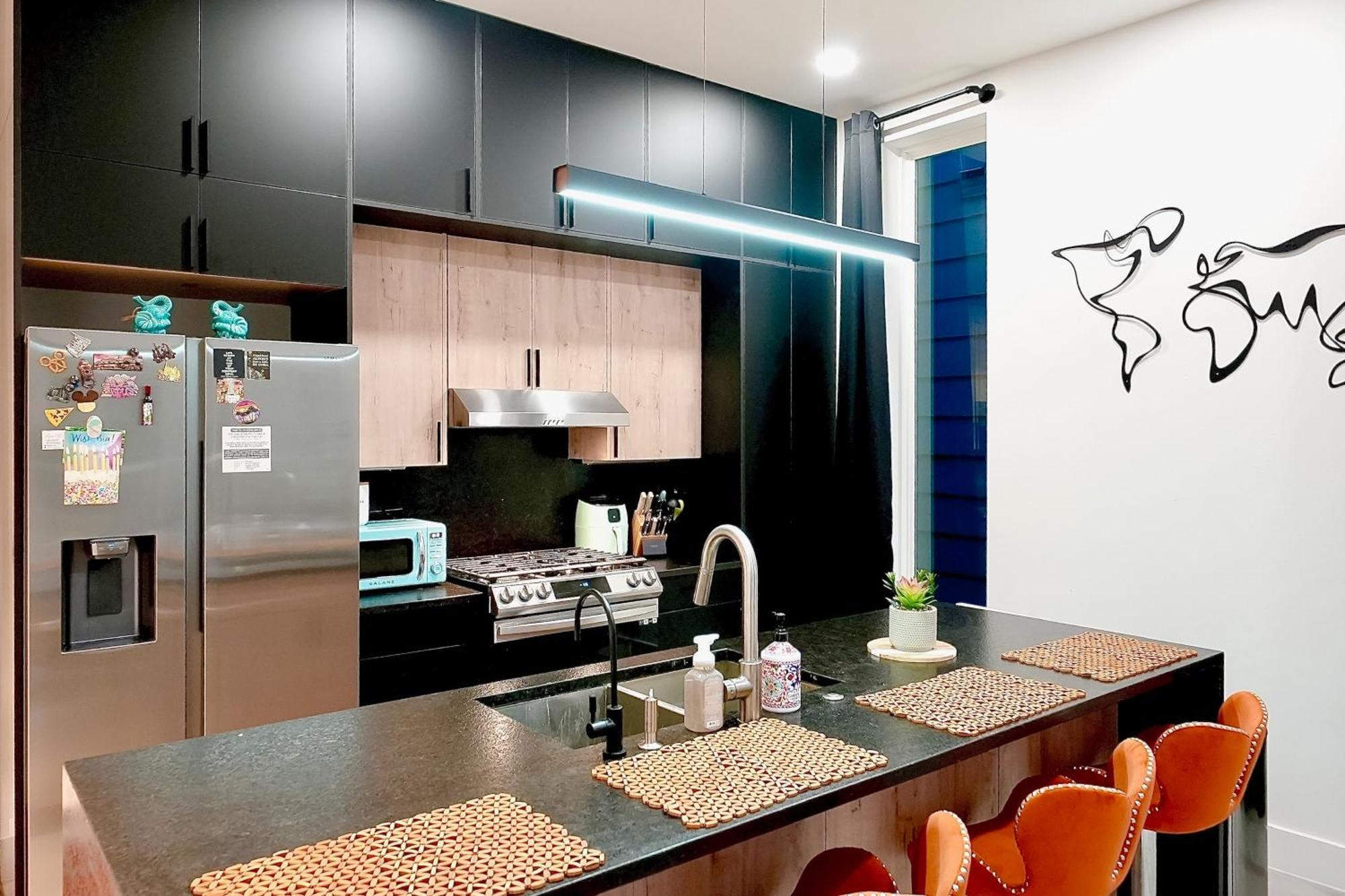 3 Mi To Dtwn Modern Townhome With Yard In Houston Exterior foto